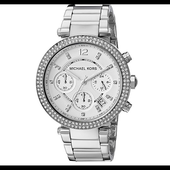 Michael Kors Accessories - Pre-Owned Women Michael Kors Watch Silver Tone